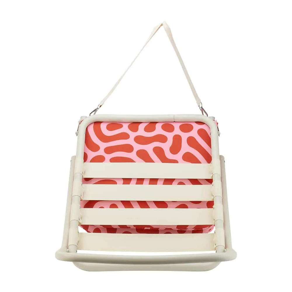 Deluxe Beach Chair - Red Squiggle