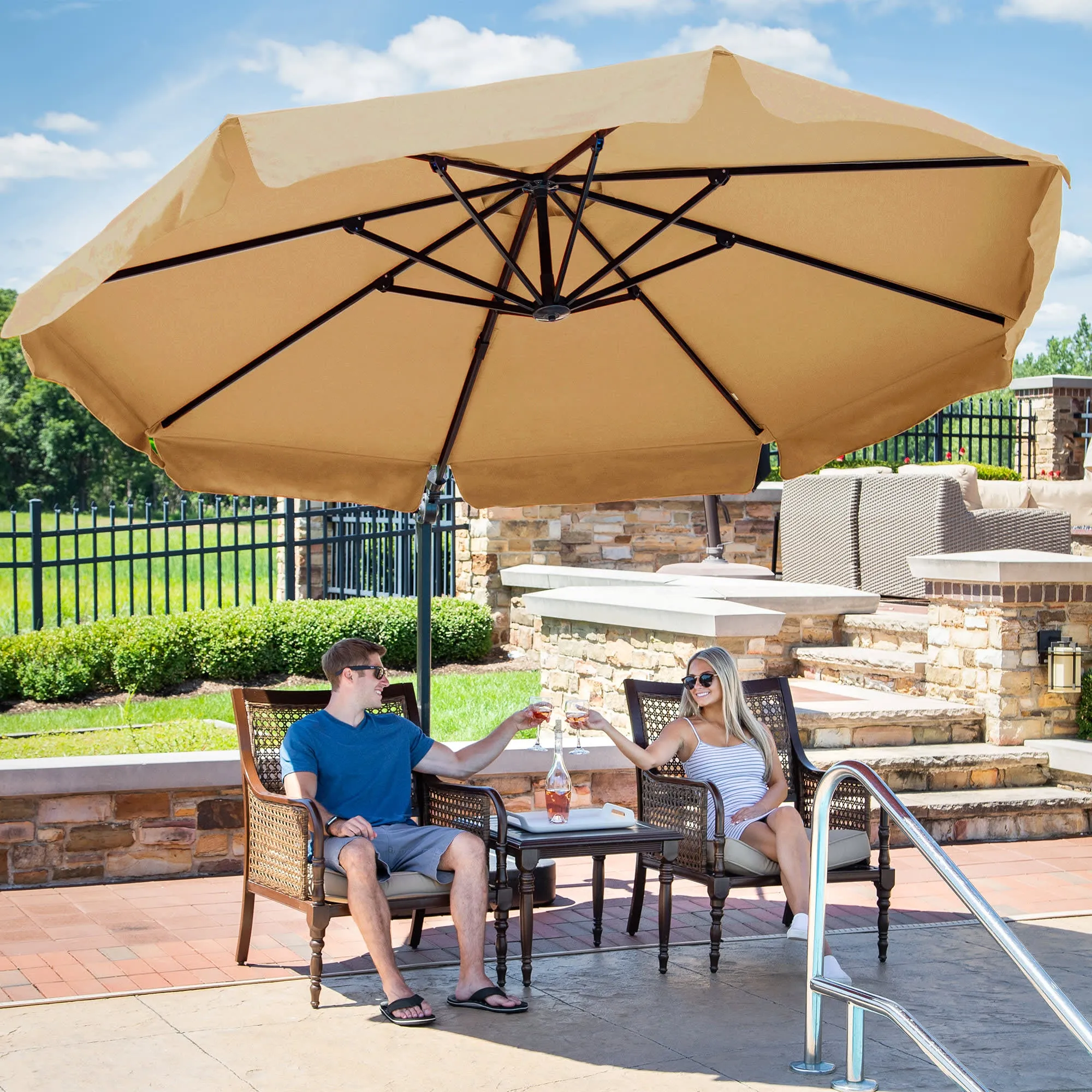 Freeport 11-ft Octagonal Cantilever Patio Umbrella in Sunbrella Acrylic