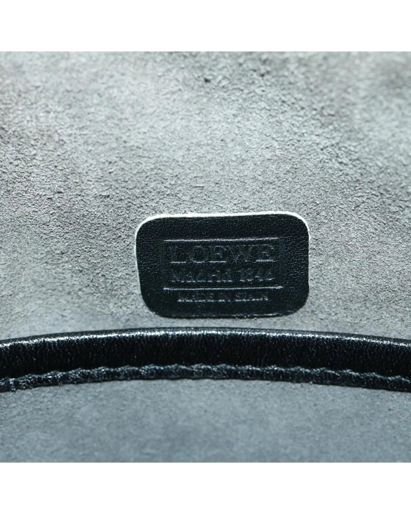 Leather Clutch Bag with LOEWE Anagram Detail - Authentic