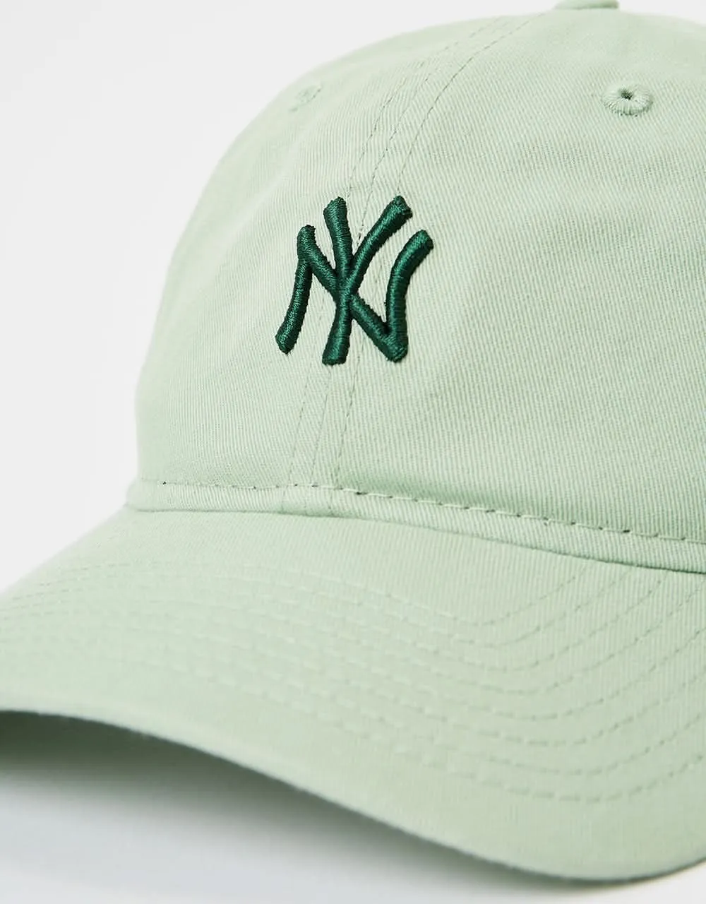 New Era 9Twenty®New York Yankees Mini Logo Cap  - Mint Green