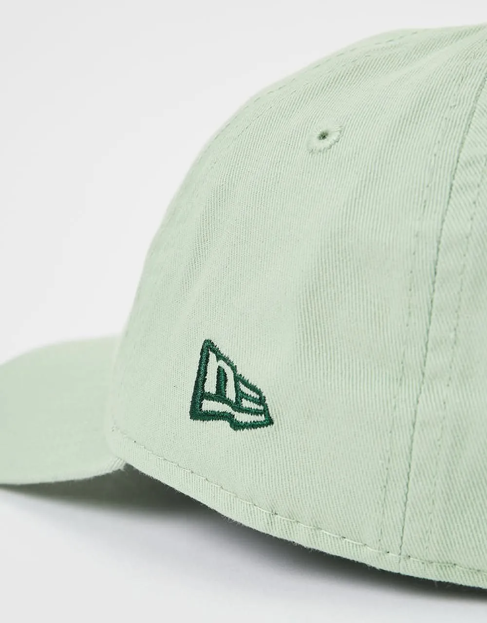 New Era 9Twenty®New York Yankees Mini Logo Cap  - Mint Green